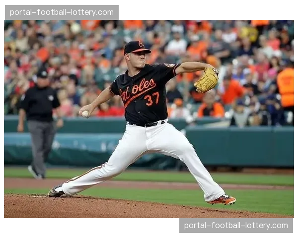 日本职棒开幕战在即，读卖巨人公布先发轮值，由菅野智之扛首战