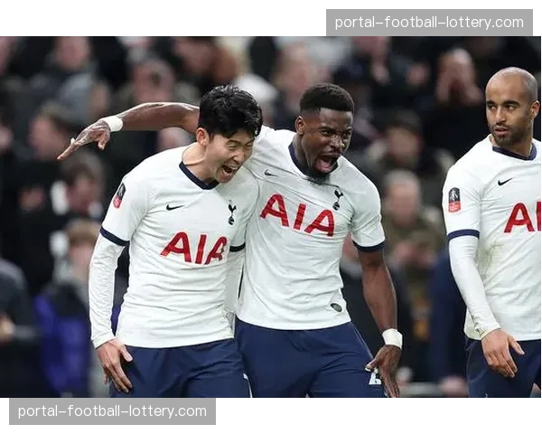 “终场:托特纳姆热刺3-2险胜阿斯顿维拉,库卢塞夫斯基第89分钟绝杀” “终场:托特纳姆热刺3-2险胜阿斯顿维拉,库卢塞夫斯基第89分钟绝杀”