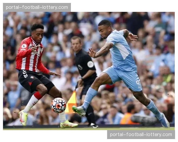 评论:VAR再次成为焦点,格拉纳达绝杀球被吹引发广泛讨论 评论:VAR再次成为焦点,格拉纳达绝杀球被吹引发广泛讨论