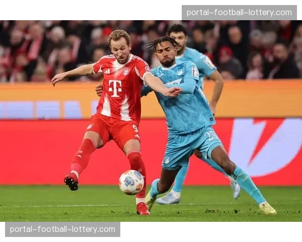 拜仁慕尼黑迎战RB莱比锡，媒体聚焦双方中场转换速率对比